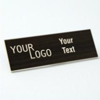 Name tag – engraved plastic Kona / Ash – square corners – magnetic
