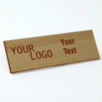 Name tag – engraved plastic Cashew / Dark Brown – square corners – magnetic